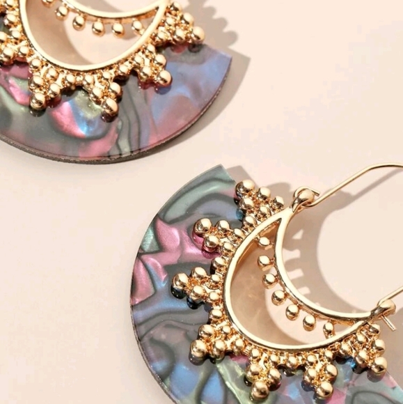 Boho Gold & Abalone abstract shell Fan hoop drop beach earrings 2/$30 - Picture 6 of 11